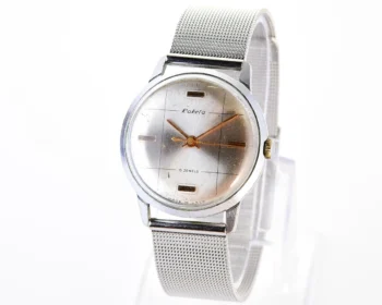 Vintage Raketa Baltica mechanical Soviet wristwatch