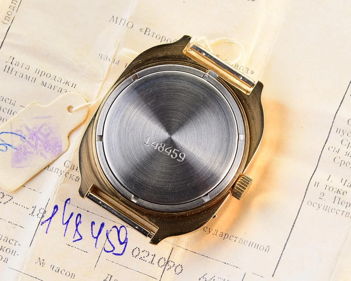 TIME CAPSULE: Large Soviet gold-plated mechanical vintage watch Slava, New Old Stock (NOS)!