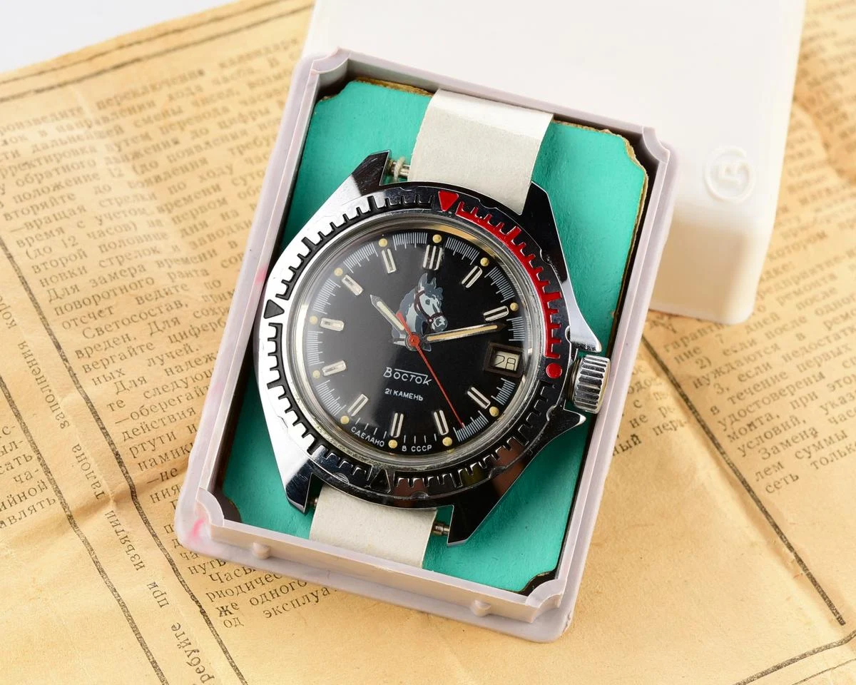 TIME CAPSULE: Vostok Komandirskie mechanical watch with automatic self winding movement– New Old Stock (NOS)!