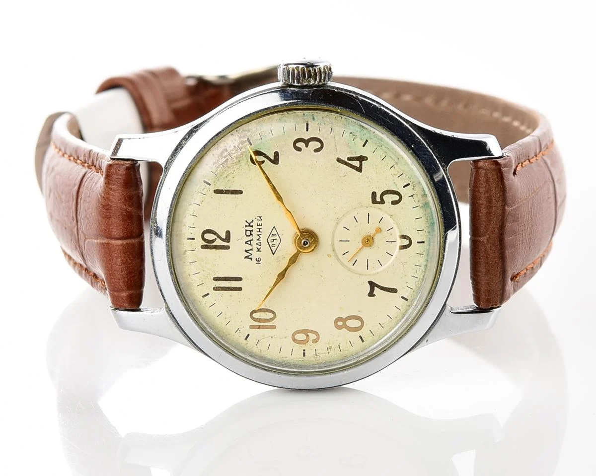 Vintage Soviet Mayak mechanical watch