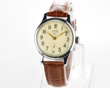 Vintage Soviet Mayak mechanical watch