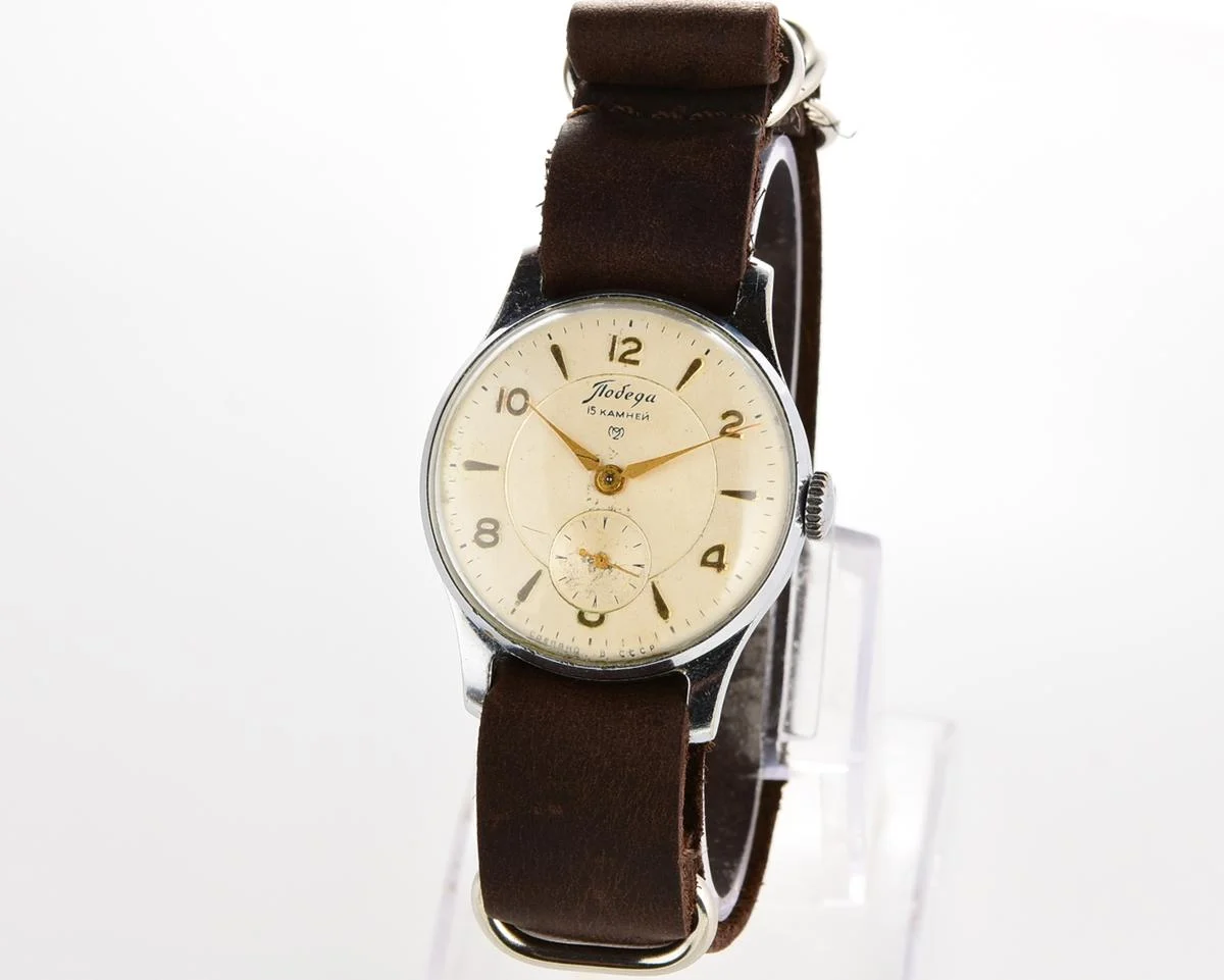 Vintage Soviet mechanical Pobeda wrist watch