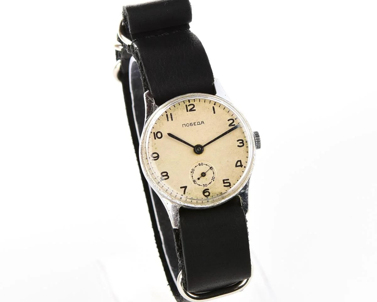 Vintage Soviet mechanical Pobeda wrist watch
