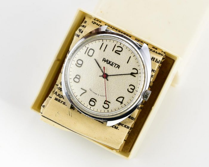 TIME CAPSULE: Vintage soviet Raketa watch, NEW old stock(NOS)!