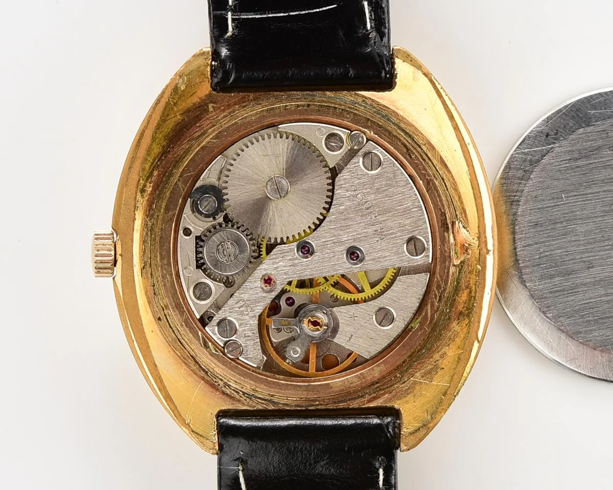 Soviet mechanical gold-plated Raketa watch "big zero"
