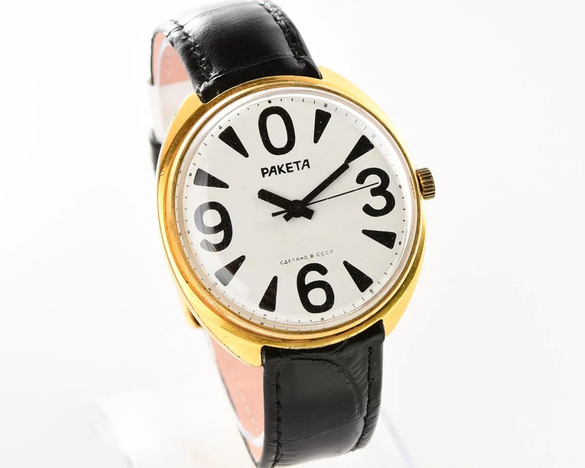 Soviet mechanical gold-plated Raketa watch "big zero"