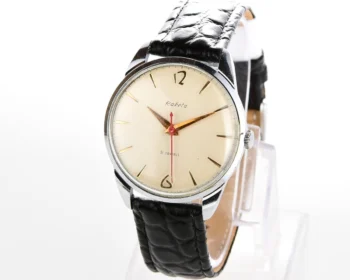 Excellent condition vintage Raketa wrist watch