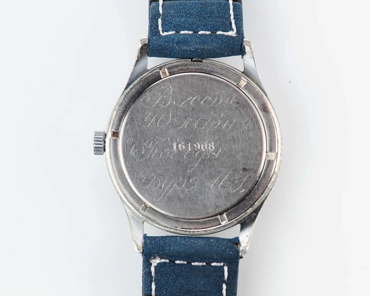 Export Wostok (Vostok) mechanical watch with beautiful textured teal dial