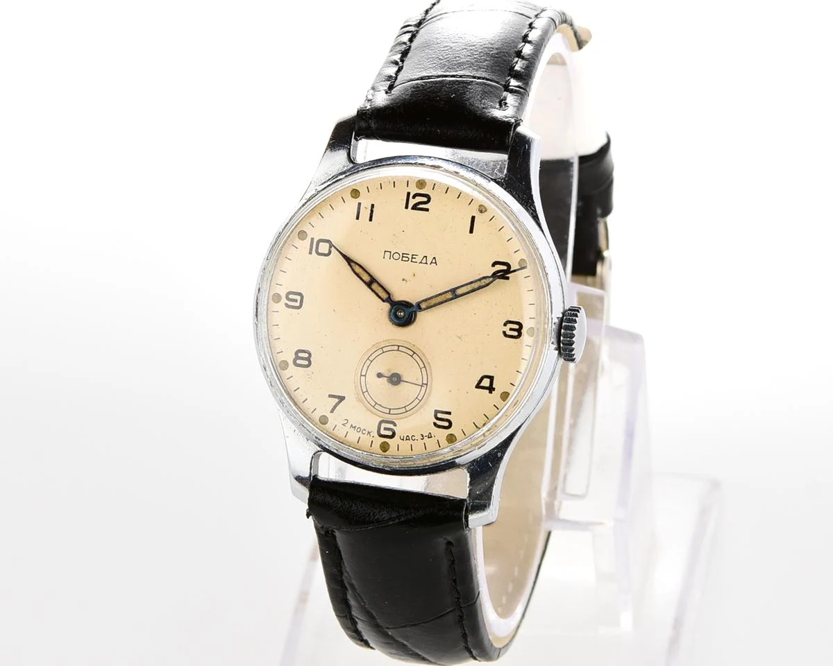 Vintage Soviet mechanical Pobeda wrist watch