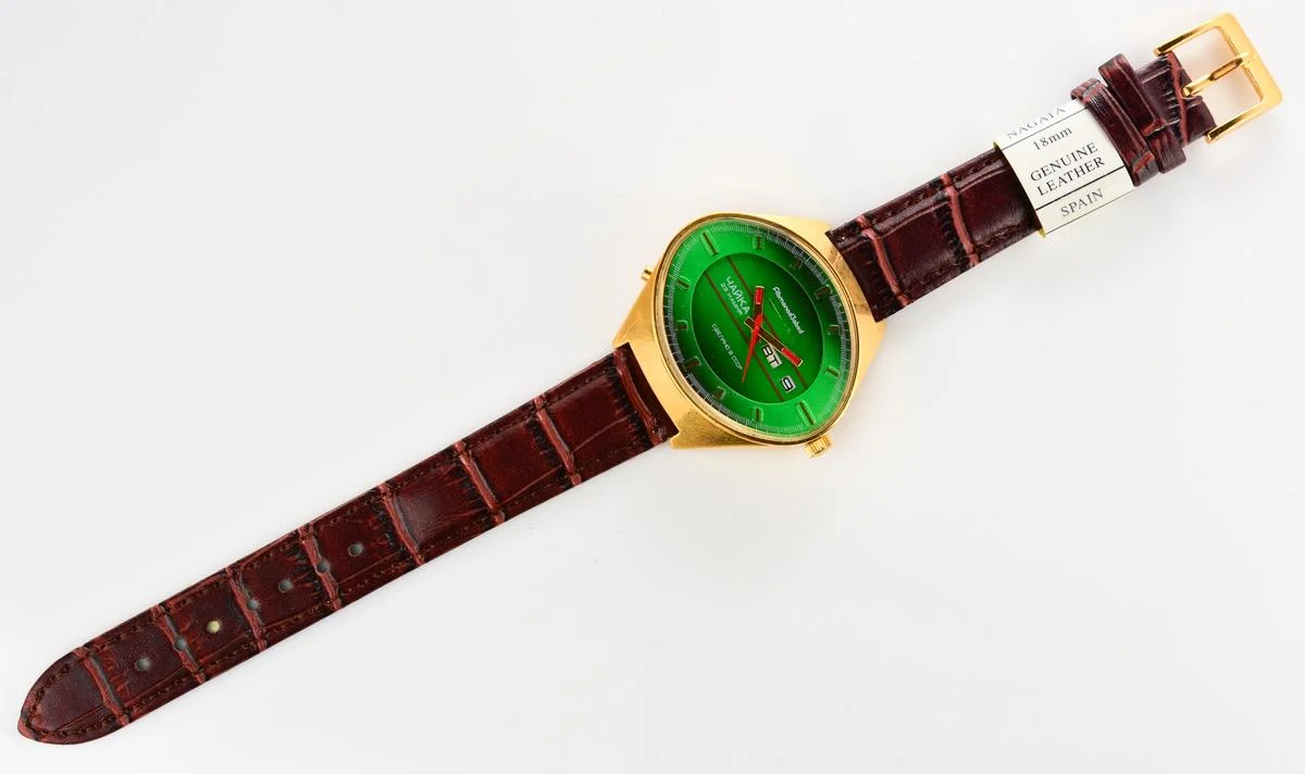 Excellent condition Chaika "Stadium" Soviet mechanical gold-plated watch with automatic self winding movement
