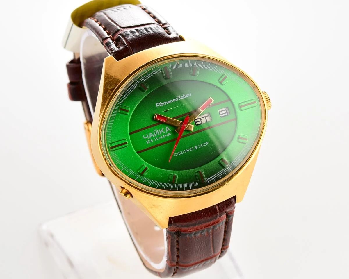 Excellent condition Chaika "Stadium" Soviet mechanical gold-plated watch with automatic self winding movement