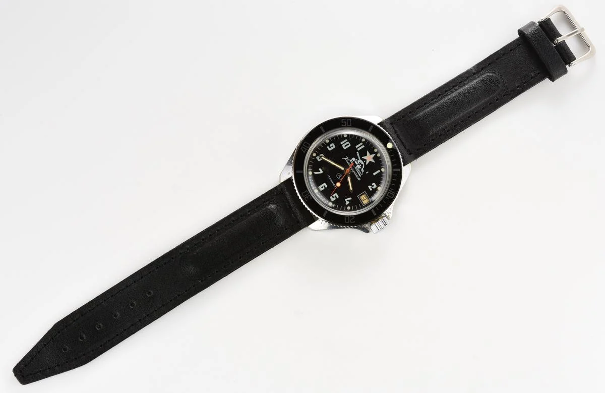 Vostok Komandirskie Tank mechanical watch limited series – “Zakaz MO CCCP”