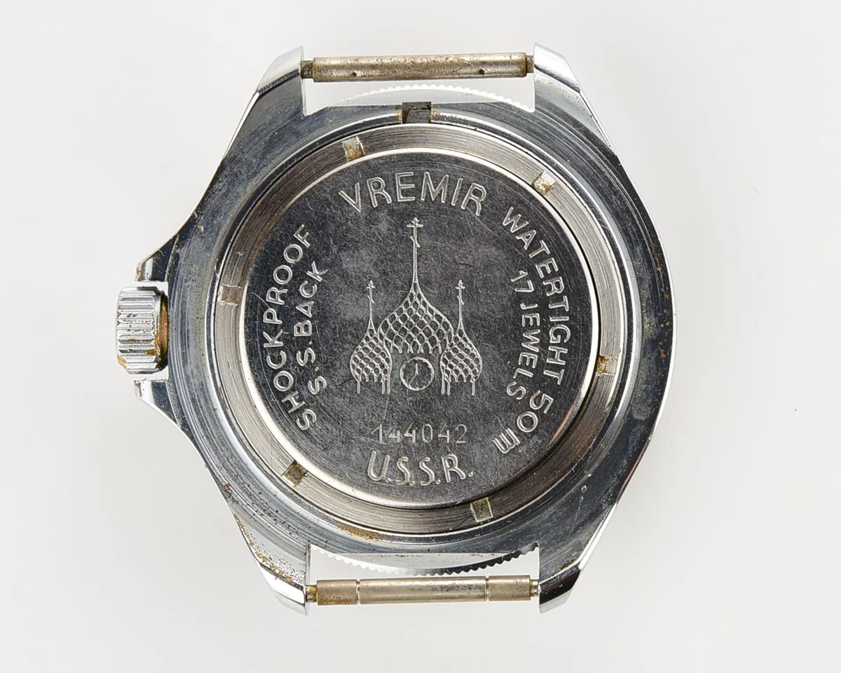 Vostok Komandirskie Tank mechanical watch limited series – “Zakaz MO CCCP”