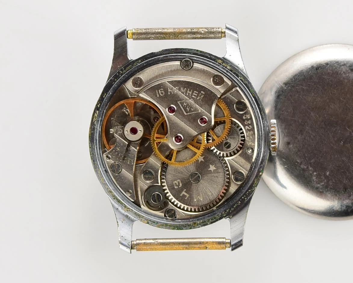 Excellent Moskva Soviet mechanical watch