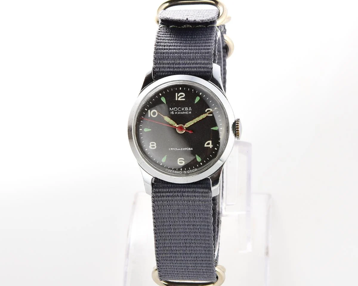 Excellent Moskva Soviet mechanical watch