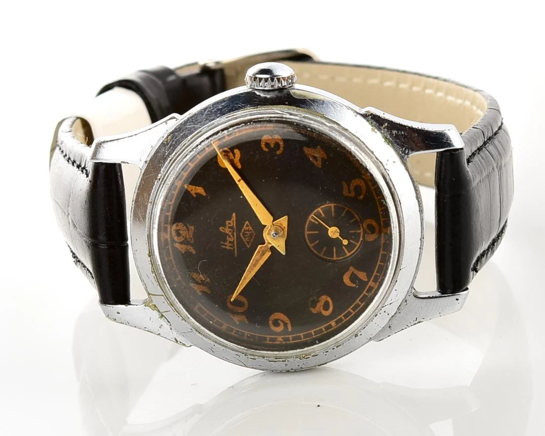 Vintage Soviet mechanical Neva wristwatch