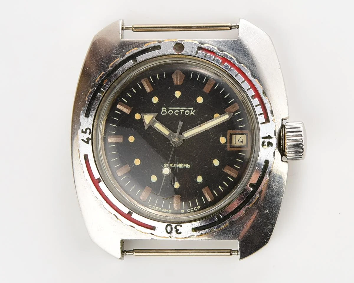 Soviet Vostok Amphibia ministry case - automatic self winding movement