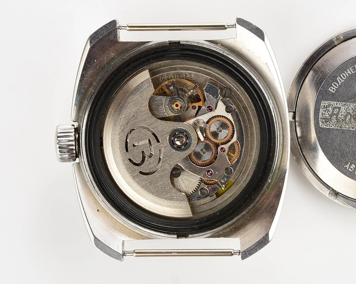 Soviet Vostok Amphibia ministry case - automatic self winding movement