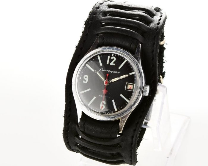 Soviet Vostok Komandirskie mechanical watch - Zakaz MO CCCP!