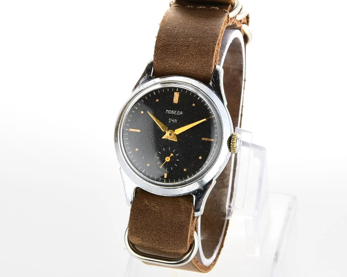 Vintage Soviet mechanical Pobeda wrist watch