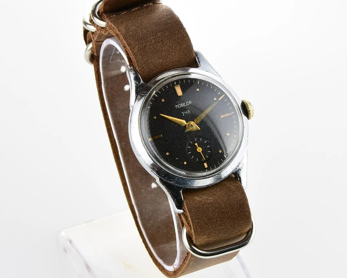 Vintage Soviet mechanical Pobeda wrist watch