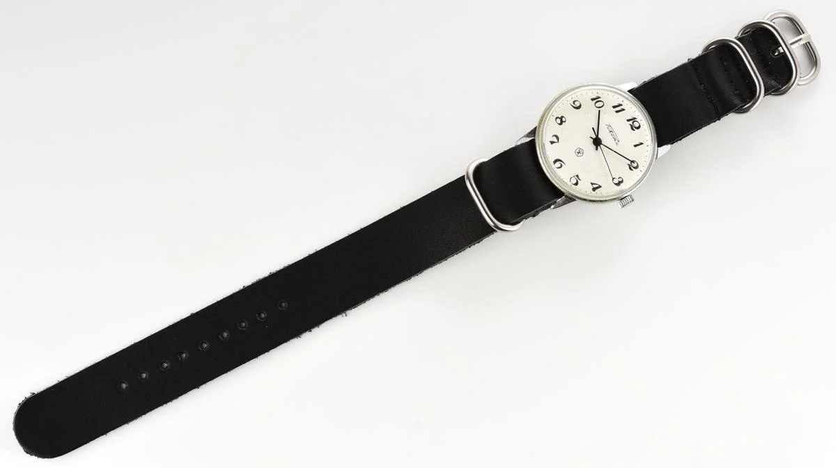 Soviet Raketa elegant vintage mechanical watch with genuine leather NATO strap