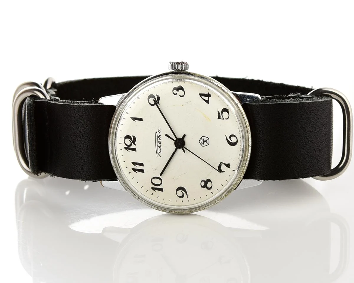 Soviet Raketa elegant vintage mechanical watch with genuine leather NATO strap