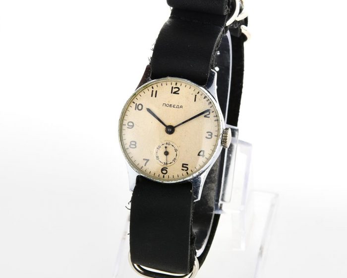 Vintage soviet mechanical POBEDA wrist watch