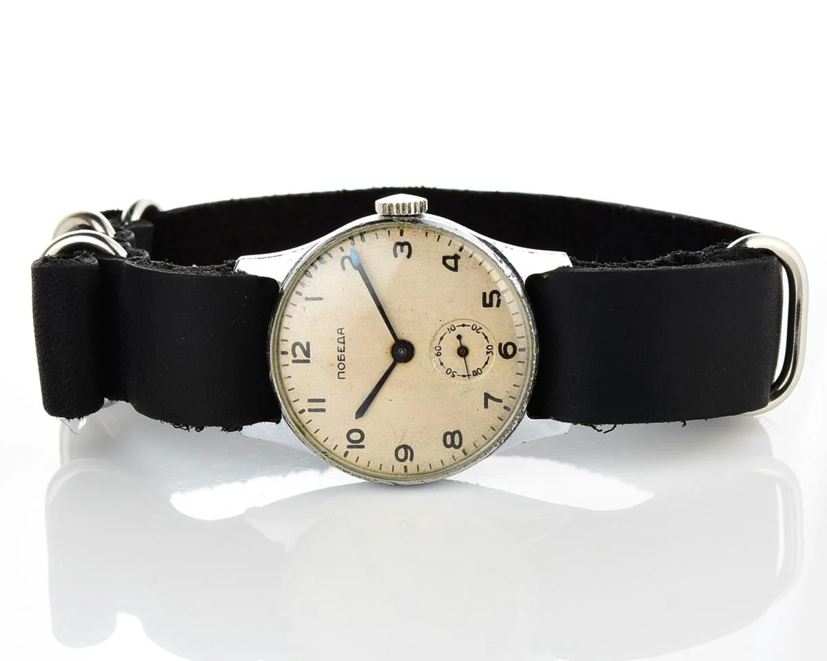 Vintage Soviet mechanical Pobeda wrist watch