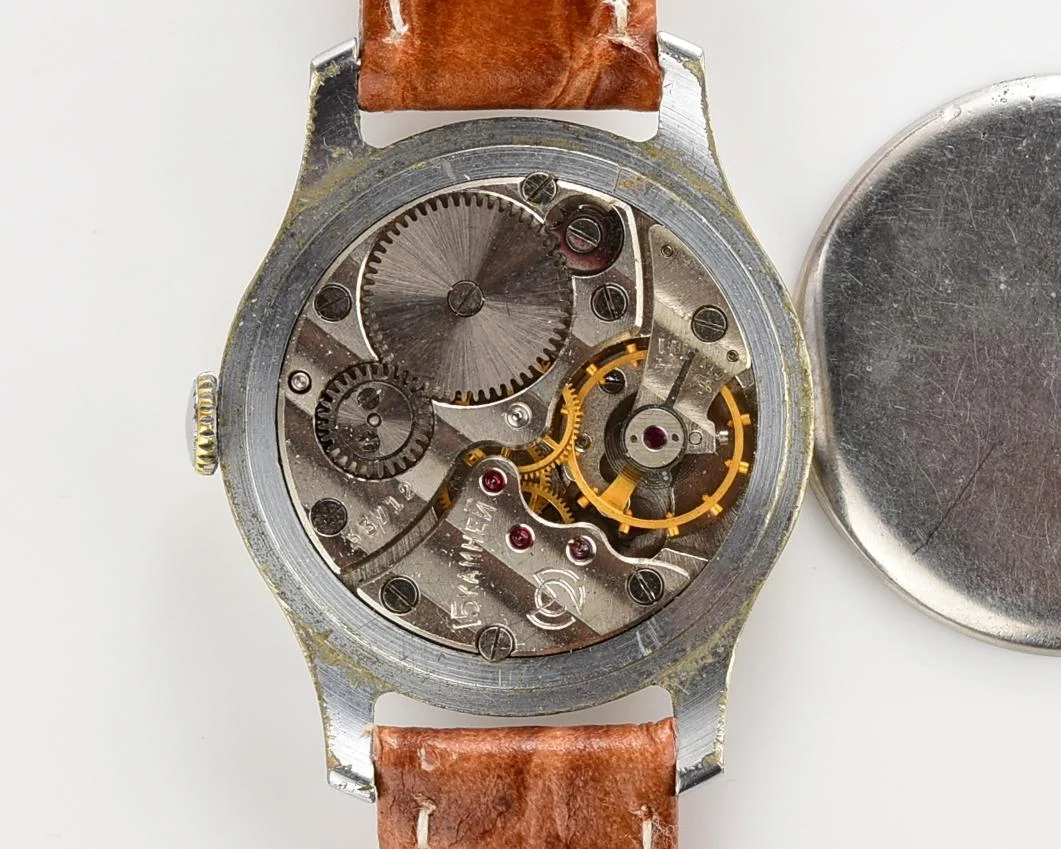 Vintage Soviet mechanical Pobeda wrist watch