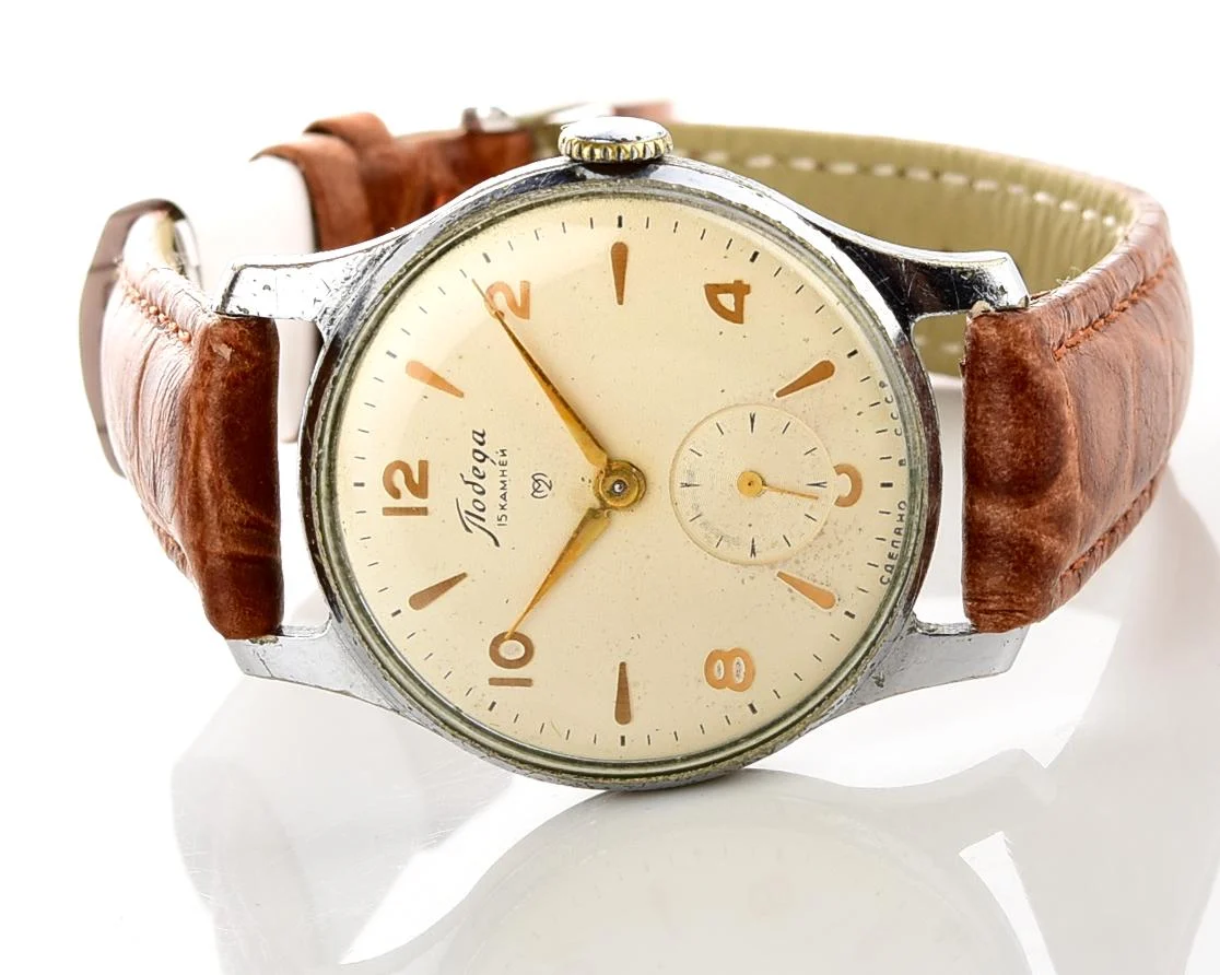 Vintage Soviet mechanical Pobeda wrist watch