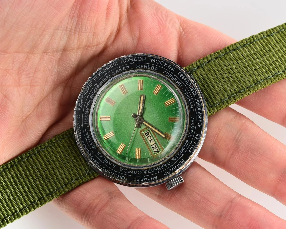 Vintage mechanical Raketa Goroda(Cities) world time watch
