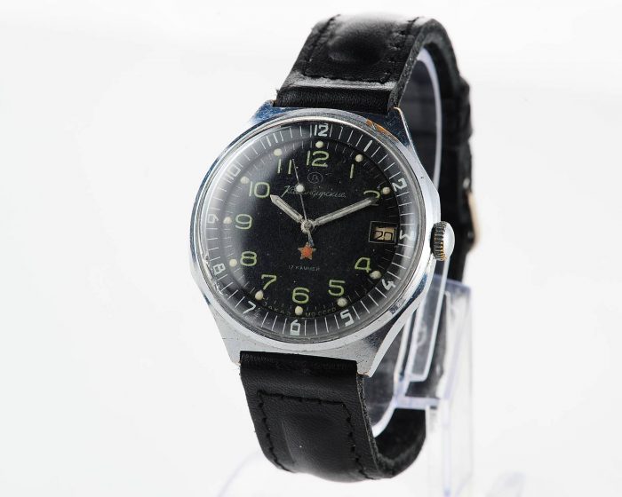 Soviet Vostok Komandirskie mechanical watch - Zakaz MO CCCP!