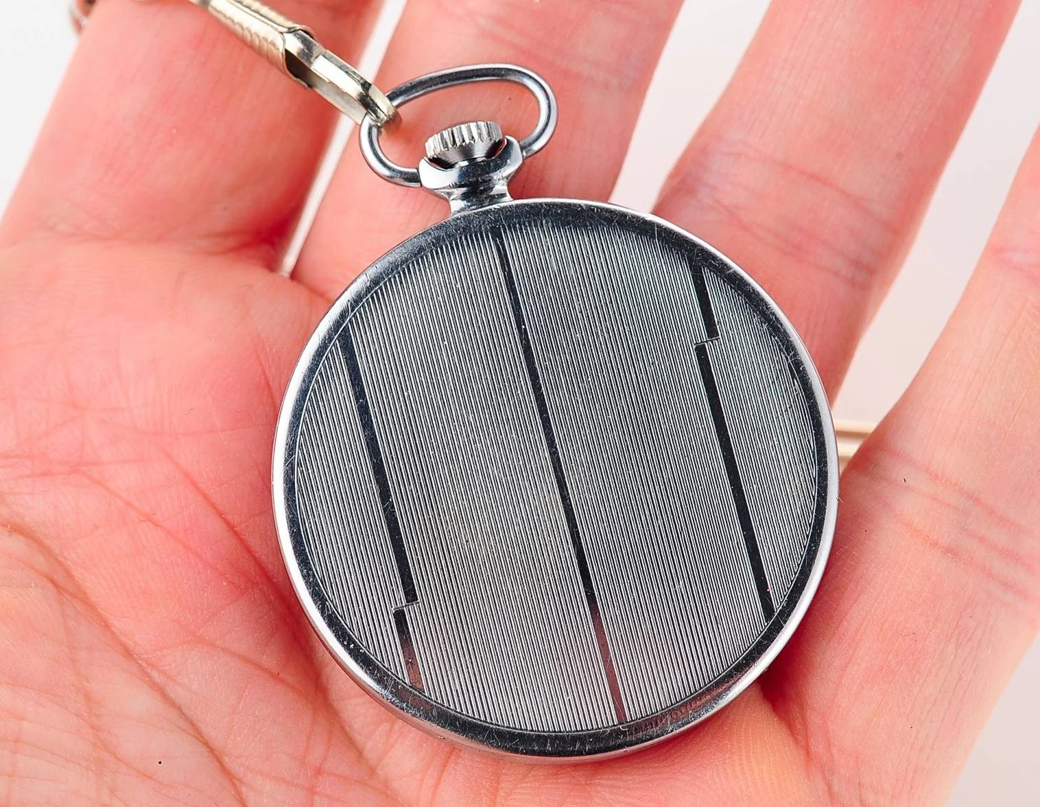 Excellent condition vintage Molnija Soviet mechanical pocket watch, the 2nd quarter of 1961!