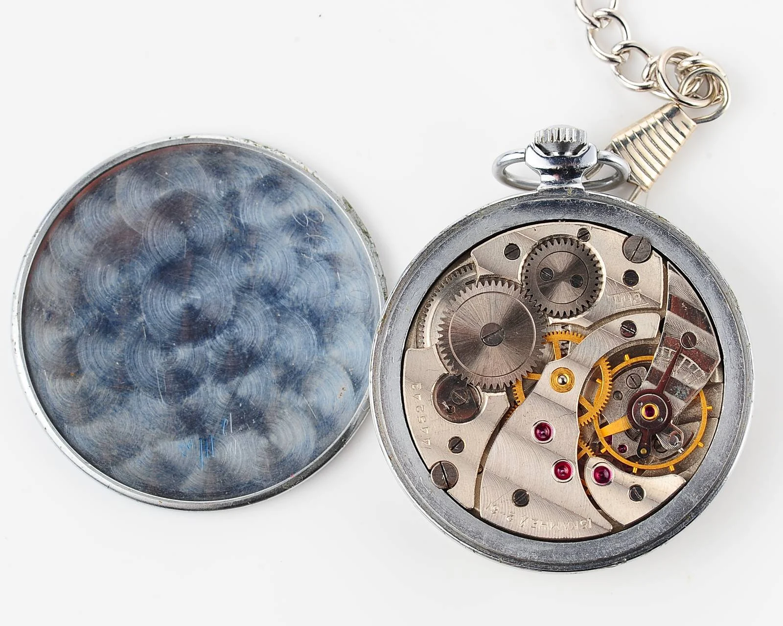 Excellent condition vintage Molnija Soviet mechanical pocket watch, the 2nd quarter of 1961!