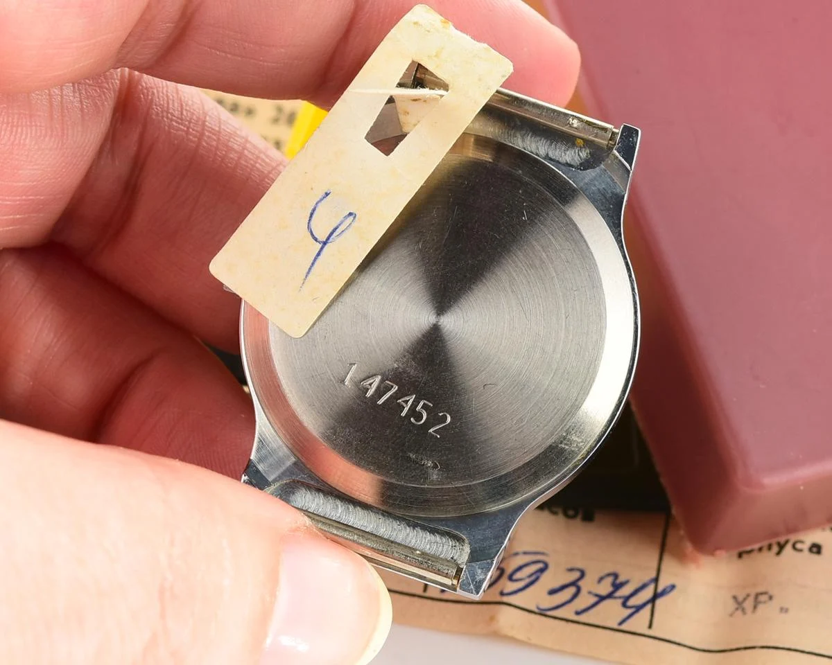 Soviet mechanical Pobeda watch in box – New Old Stock (NOS)!