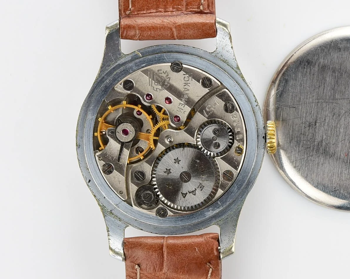 Vintage Soviet mechanical Pobeda wrist watch