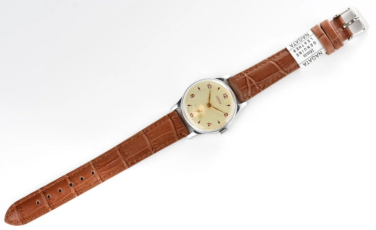 Vintage Soviet mechanical Pobeda wrist watch, 4th quarter 1953
