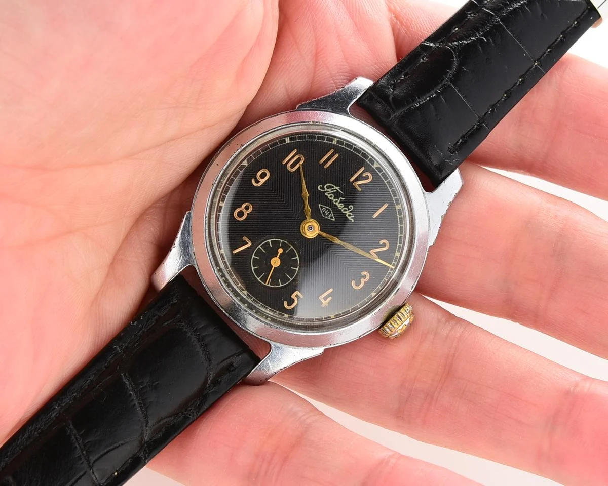 Vintage Soviet mechanical watch Pobeda