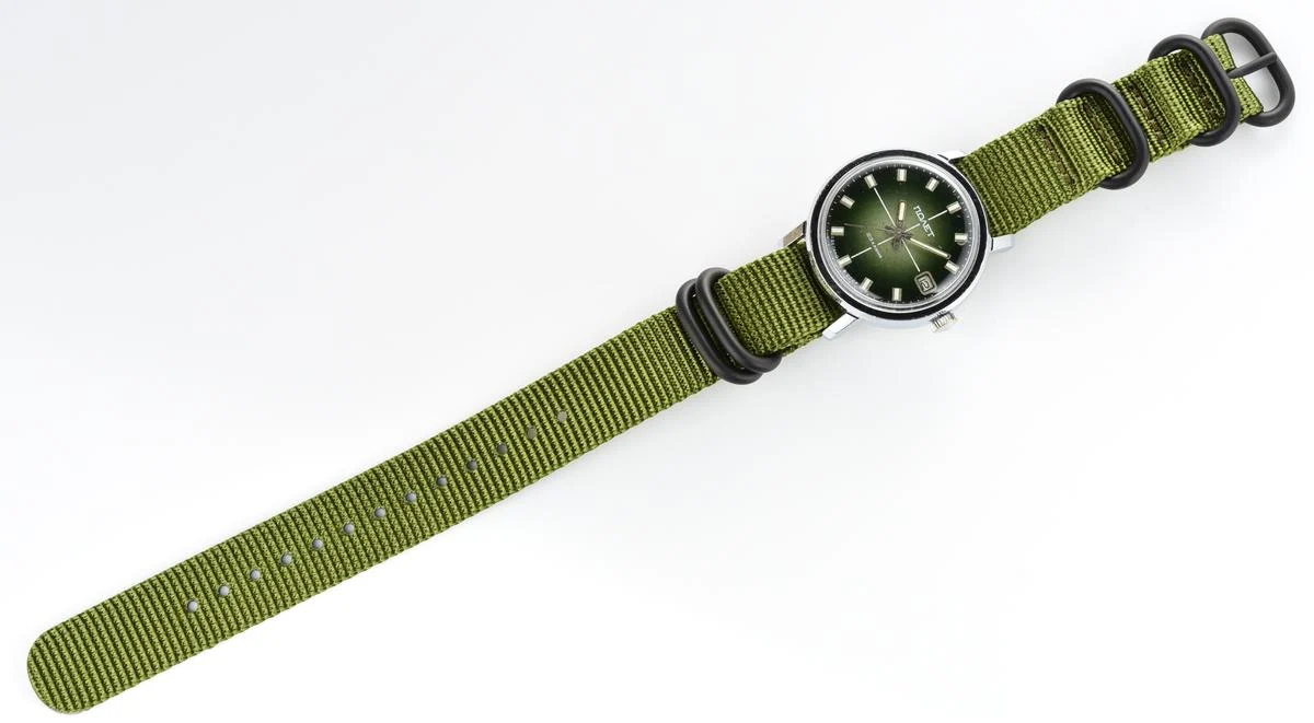 Soviet Poljot mechanical wrist watch with automatic self-winding movement