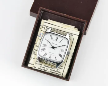 TIME CAPSULE: Vintage Soviet Raketa watch, New Old Stock (NOS)!