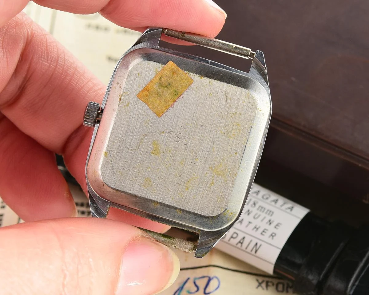 TIME CAPSULE: Vintage Soviet Raketa watch, New Old Stock (NOS)!