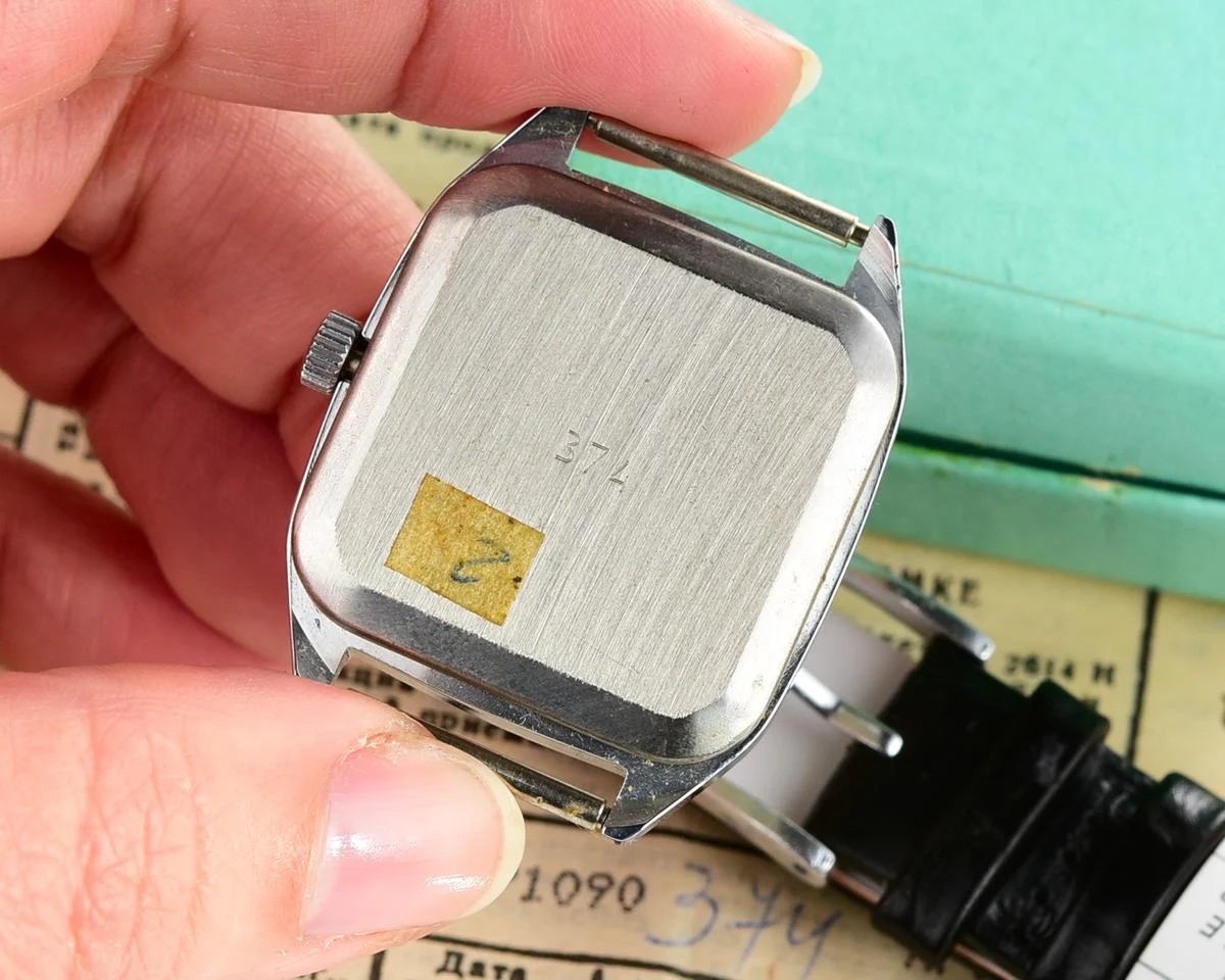 TIME CAPSULE: Vintage Soviet Raketa watch, New Old Stock (NOS)!