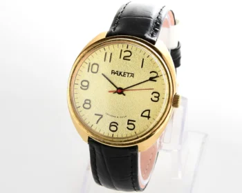 Large vintage gold-plated Raketa mechanical watch