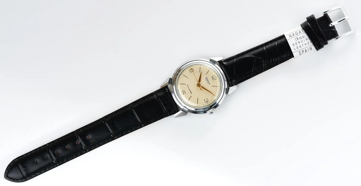 Rodina mechanical watch with automatic self winding movement