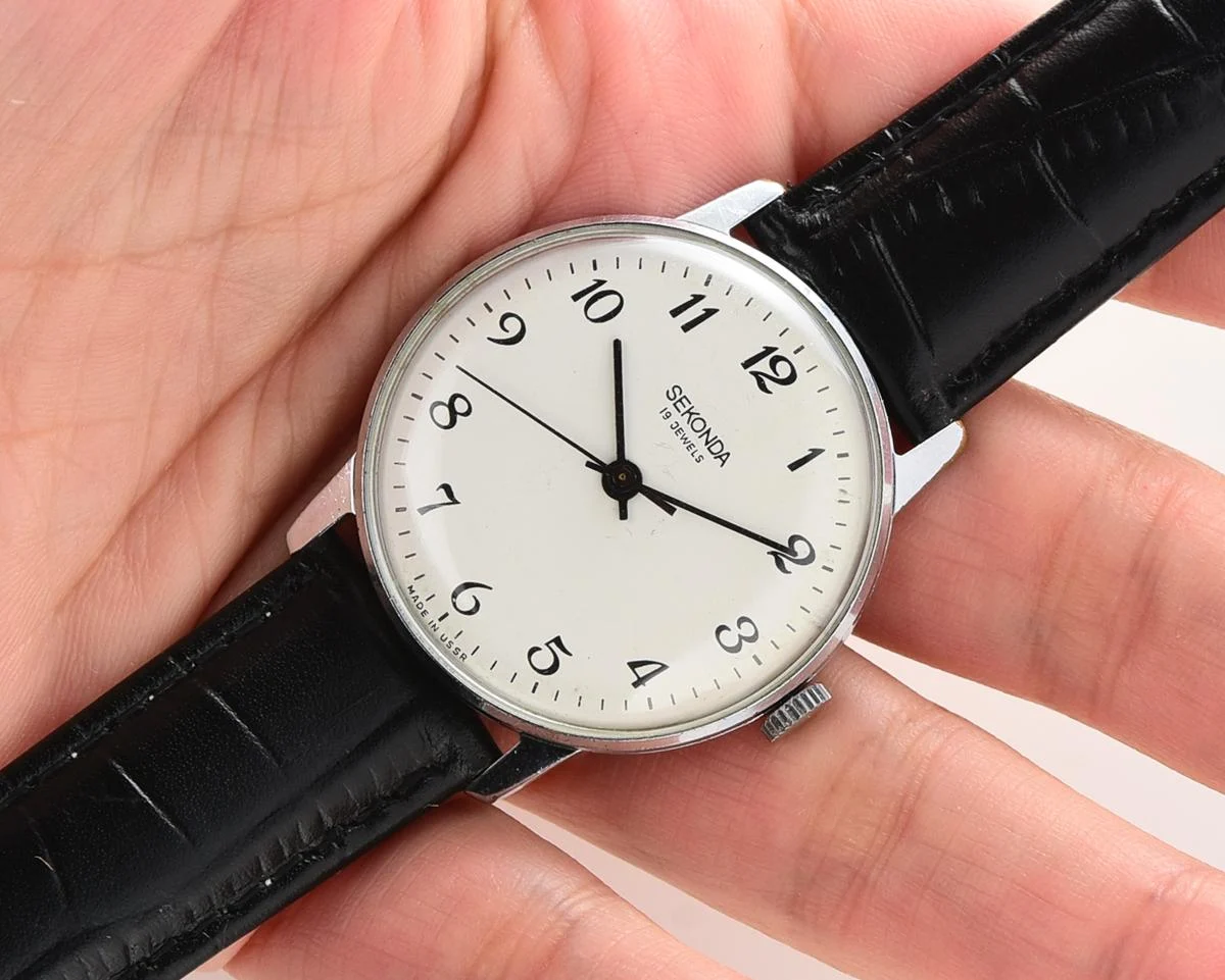 Soviet Sekonda vintage mechanical wristwatch