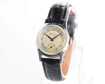 Vintage Soviet mechanical watch Pobeda