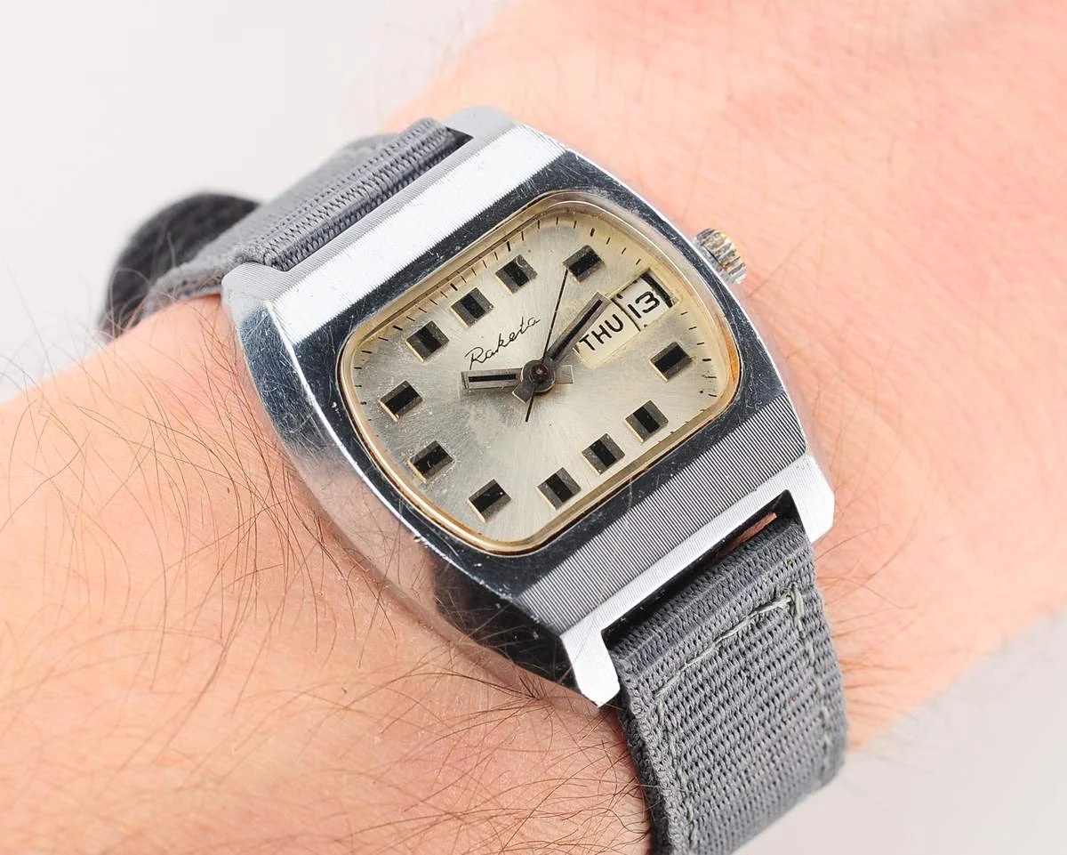 watch Raketa beiker white 8915-0076