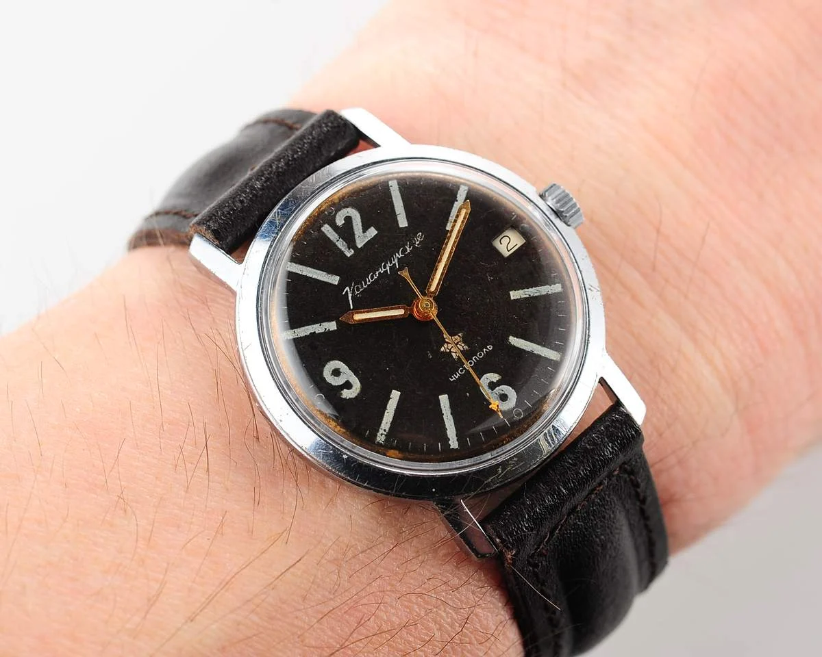 watch Vostok Komandirskie dress 9208-0150