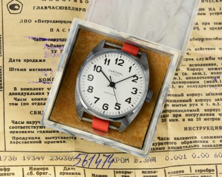 TIME CAPSULE: Vintage soviet Cardinal (export version of Raketa) watch, NEW old stock(NOS)!